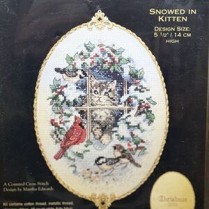 Dimensions Gold Collection Petites Cross Stitch  Kit Snowed In Kitten VTG 1999